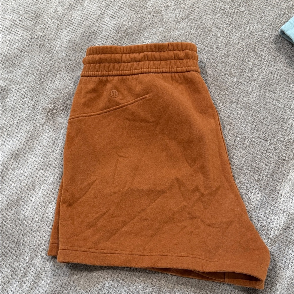 lululemon athletica Women's Rust Shorts